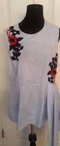Unique top, never worn! So cute!